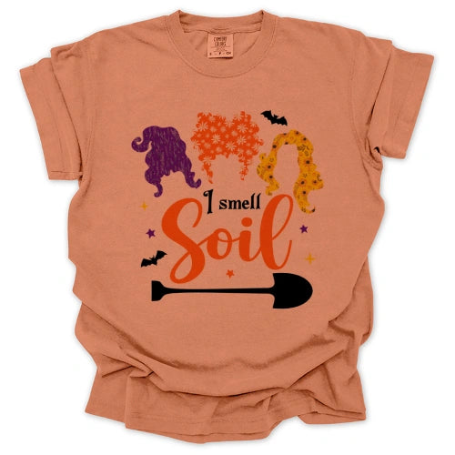 I Smell Soil T-shirt