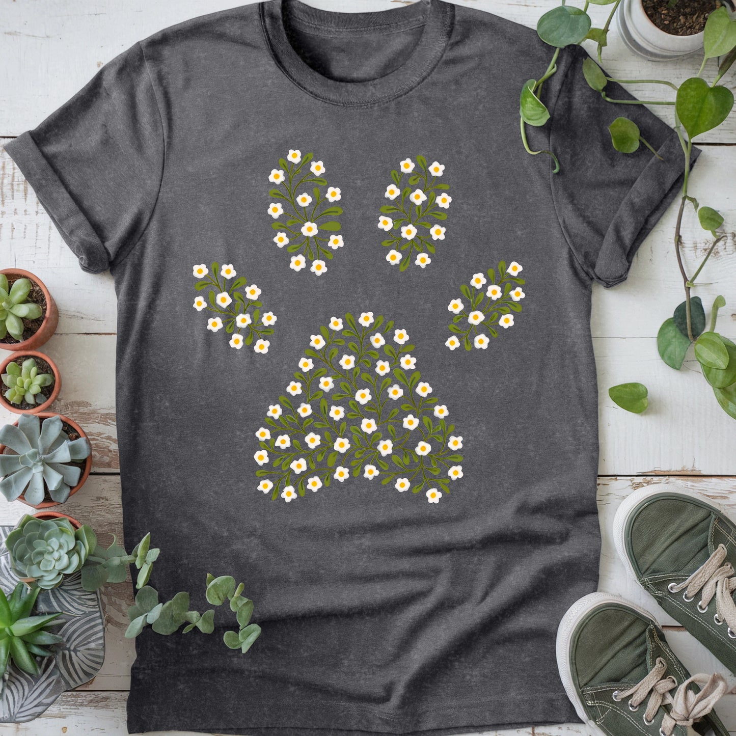 Pawssome Blooming T-shirt