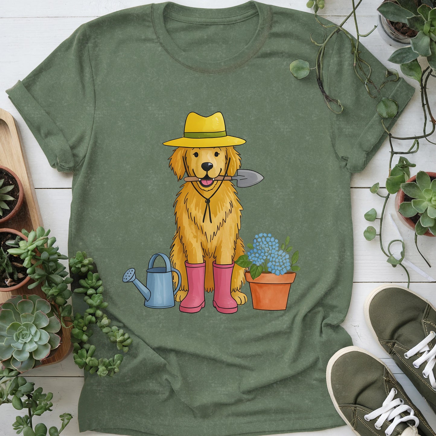 Golden Retriever Gardener T-shirt